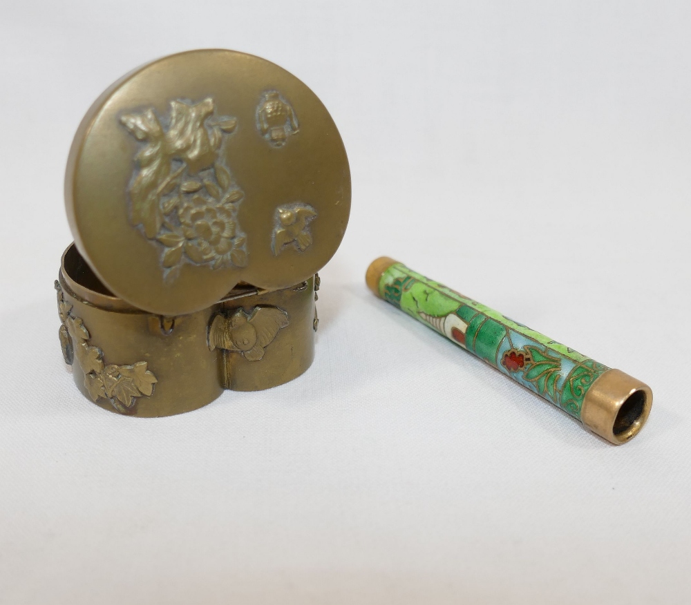 A small Japanese bronze box, with hinged lid, decorated in relief with birds, fruit and trees, 4.5cm - Image 3 of 3