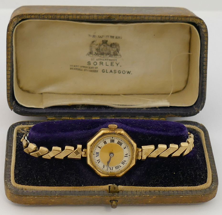 A ladies 18 carat gold cased bracelet watch, the octagonal case 2.1cm wide, with import marks for