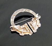 A collection of Iona silver jewellery and other silver jewellery of a Celtic design, comprised of