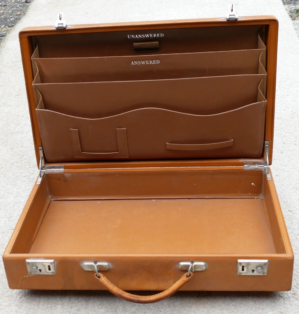 A vintage pigskin leather attache case, 41cm x 25cm x 9.5cm CONDITION REPORTS & PAYMENT DETAILS - Image 2 of 2