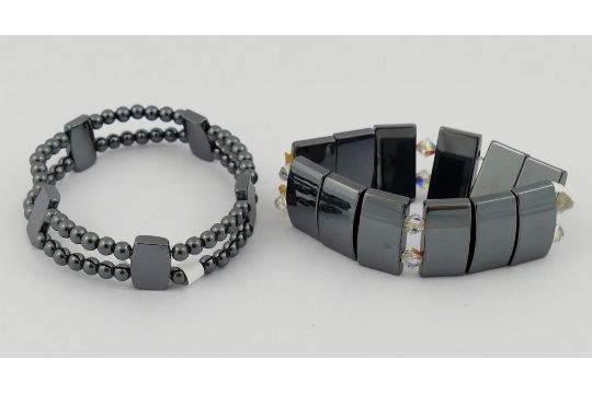 A quantity of hematite jewellery comprised of two bracelets, two bead necklaces, four pairs of - Image 2 of 6