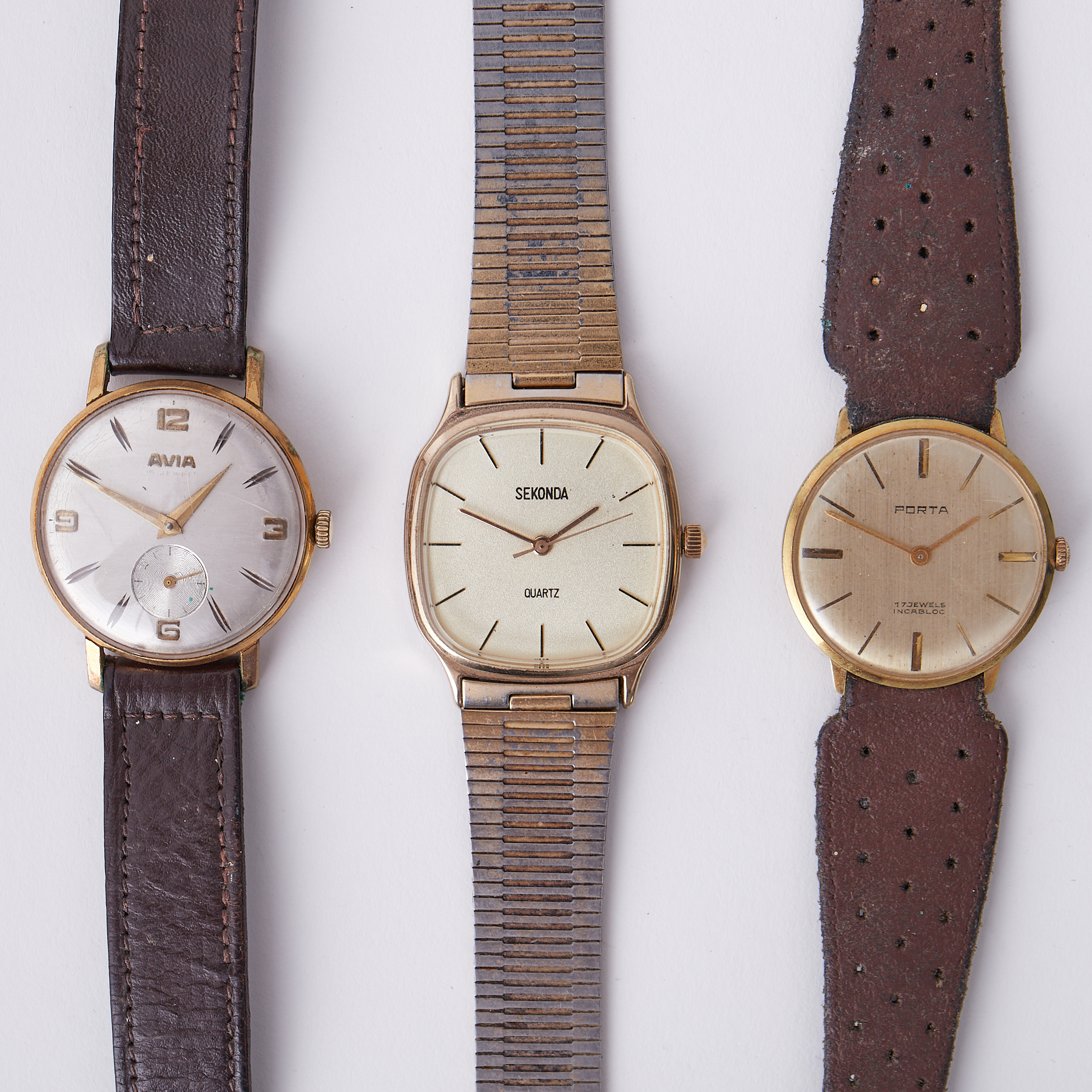 Three vintage gent's watches to include Sekonda, Avia & Porta, (3).