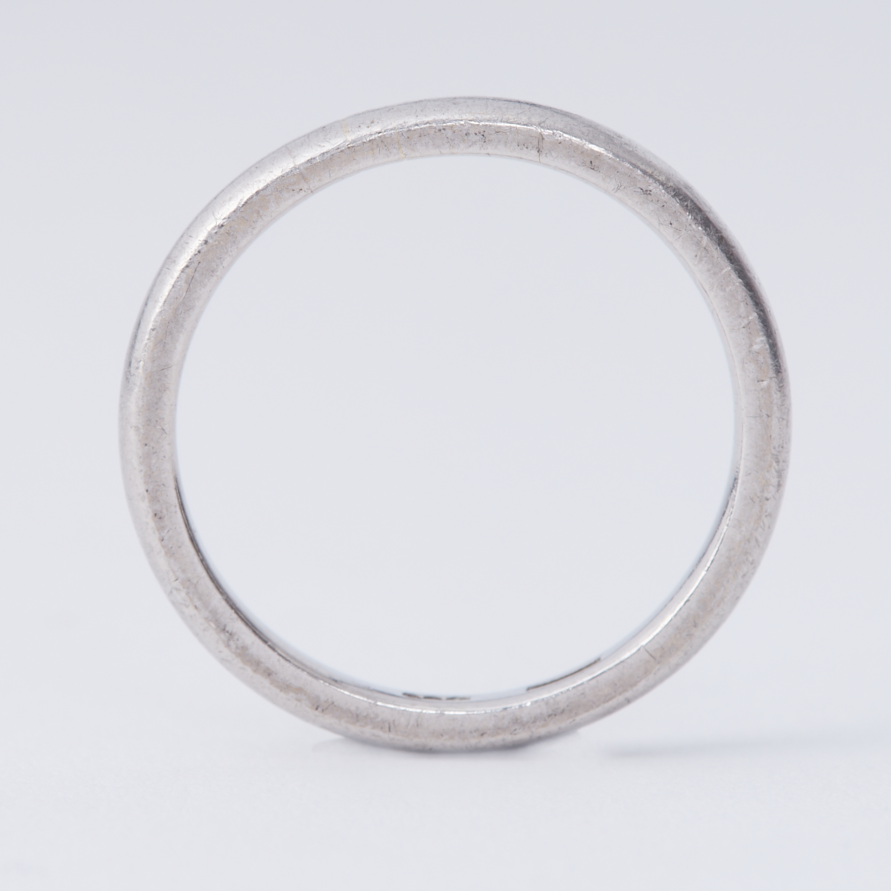 A platinum d-shaped wedding band, 5.43gm, size P. - Image 2 of 2