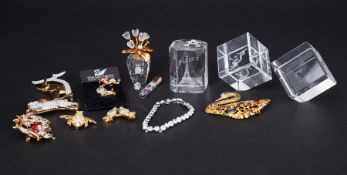 Swarovski Crystal Glass, a mixed collection including Martina bracelet, Secrets etc (some damage),