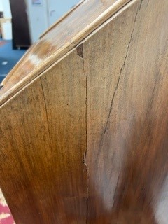 An English 18th Century walnut bureau desk fitted with four drawers on bracket feet height 100cm. - Image 6 of 16