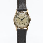 Gaydon Kingston, a 9ct yellow gold cased vintage gent's wristwatch on a brown leather strap.