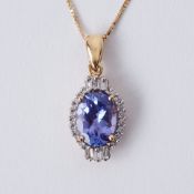 An 18ct yellow gold pendant set with an oval cut tanzanite, approx. 1.27 carats