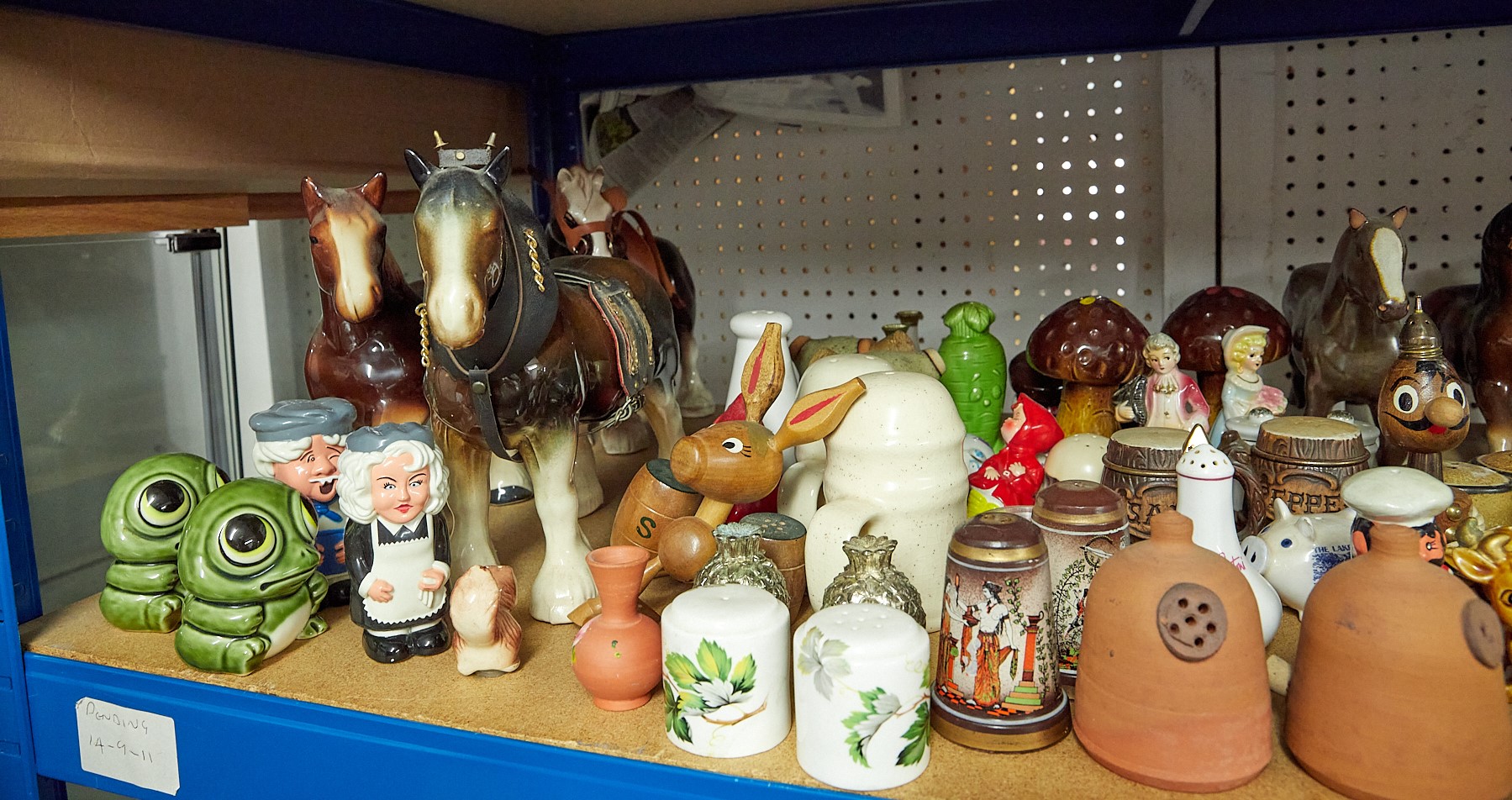 A huge collection of China wares mainly novelty salt and pepper pots. - Image 5 of 5