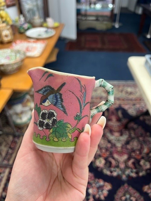 A fine ‘famille-rose’ tankard, 18th century, of cylindrical form with a dragon handle and well - Image 13 of 48