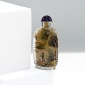 An inside-painted glass snuff bottle, Qing dynasty, 19th century of flattened rectangular form on