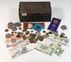 Various British coins in carved wood box including 1981 Jubilee crown, 1977 crowns etc.