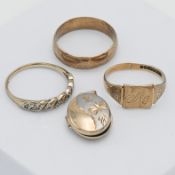 A 9ct wedding band and signet ring (4.50g) together with a 9ct dress ring and a locket (2.40g).