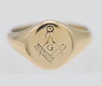 An 18ct yellow gold Masonic ring, approx. 6.3g.