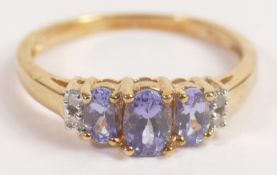 9ct gold Tanzanite & diamond ladies dress ring, size R, weight 2.5g. Fully UK hallmarked and in good