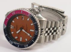 Seiko automatic 150 metres gents divers watch, ticking order, 41mm excl. button 7002-700j. Serial