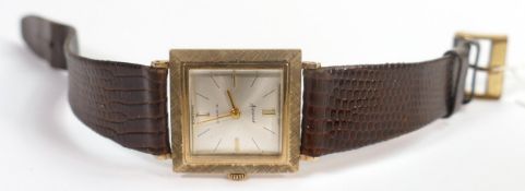 Accurist 9ct gold cased ladies larger size wrist watch. Gross weight including strap 19.3g.