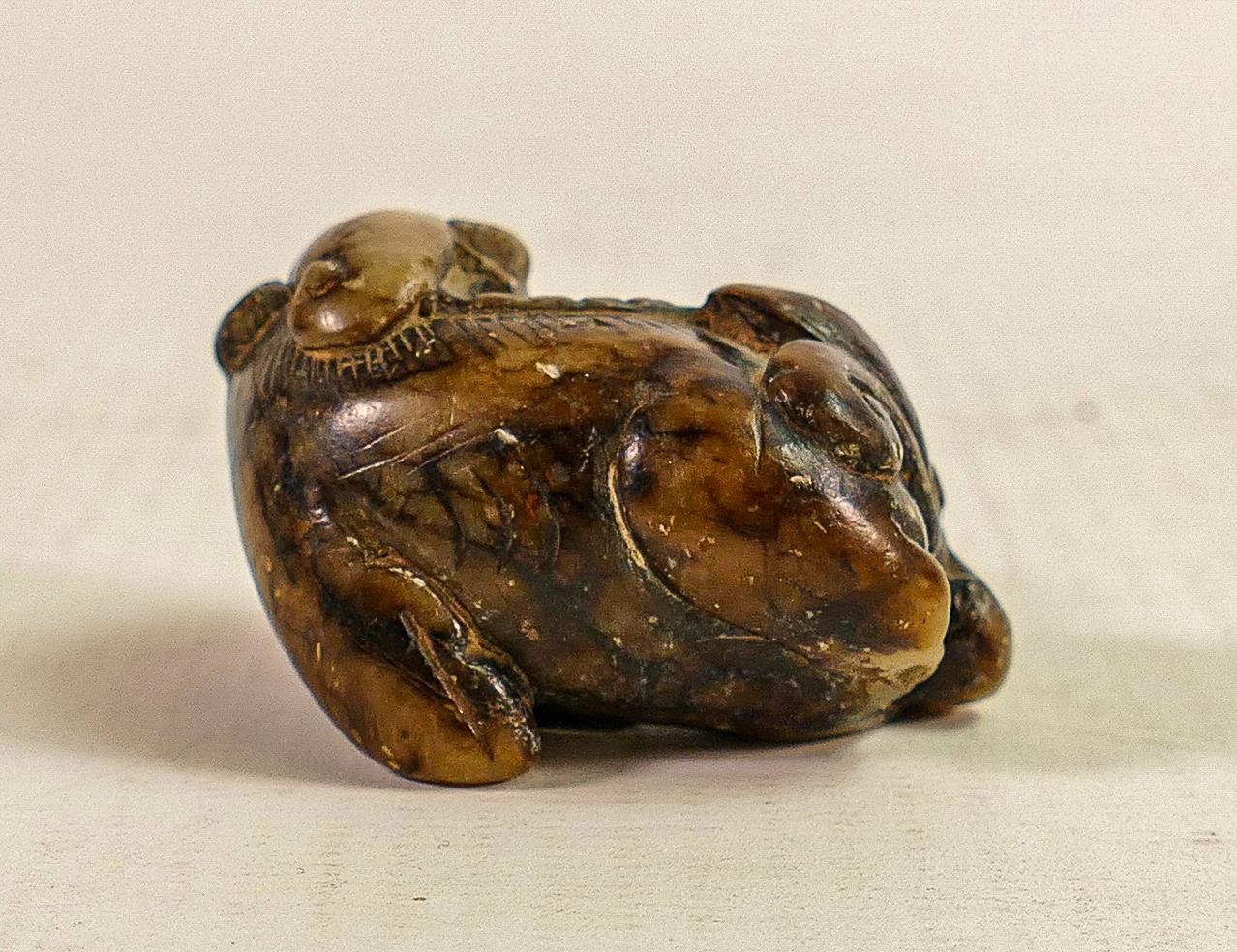 Carved Chinese 19th century Soapstone Dog of Foo, length 4cm. - Image 4 of 4