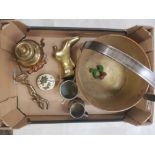 A mixed collection of metalware items to include large brass jam pan, brass kettle and other