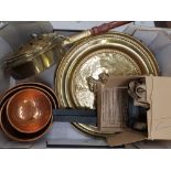 A mixed collection of metal ware items to include graduated set of hand beaten copper scoops,
