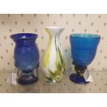 Modern Art Glass Mottled & Ribbed Vases, height of tallest 25cm(3)