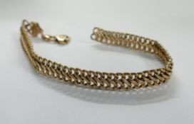 9ct gold hallmarked bracelet, broken, weight 6.2g.