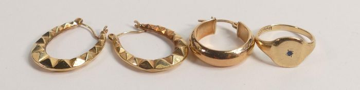 Pair 9ct gold earrings, 9ct ladies signet ring and one odd 9ct gold earring, 5.3g.