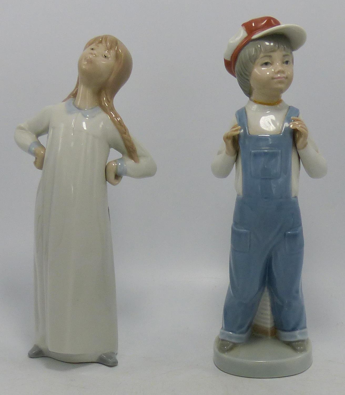 Lladro Figures of Boy with Organ & Tired Young Lady, hight 22cm(2)