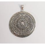 Large Mexico Sterling Silver Aztec style pendant, 59.5g, d.7cm.