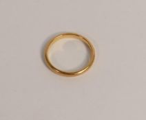 22ct gold wedding ring, size O,3.3g.