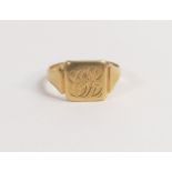 18ct hallmarked gold signet ring with initials HB, weight 5.5g, size S.