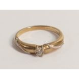 9ct gold solitaire diamond ring, 1.9g.