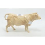 Beswick Charolais Cow 3075A , chip to rear hoof