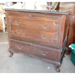 Carved Mahogany Chest of 4 Drawers, with glass top, length 110cm, depth 56 & height 99cm