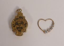 9ct gold heart pendant, 1g and Victorian gold plated pendant. (2)