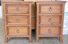 Modern Quality Pair of Bedside Cabinets(2) 72cm x 40cm, 50cm
