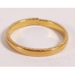 22ct gold wedding ring, cut, 2.6g.