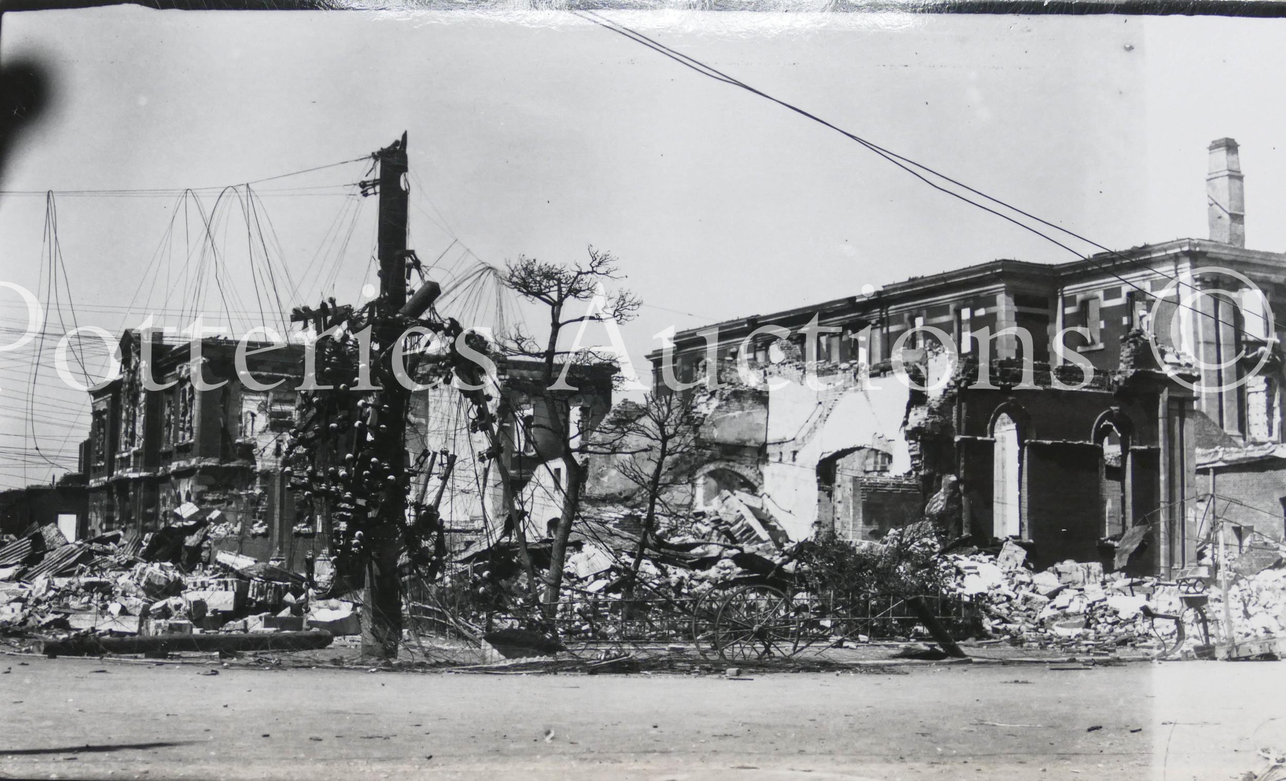 Photographs of the 1923 Great Kanto Earthquake in Japan. An interesting and rare private - Image 109 of 115