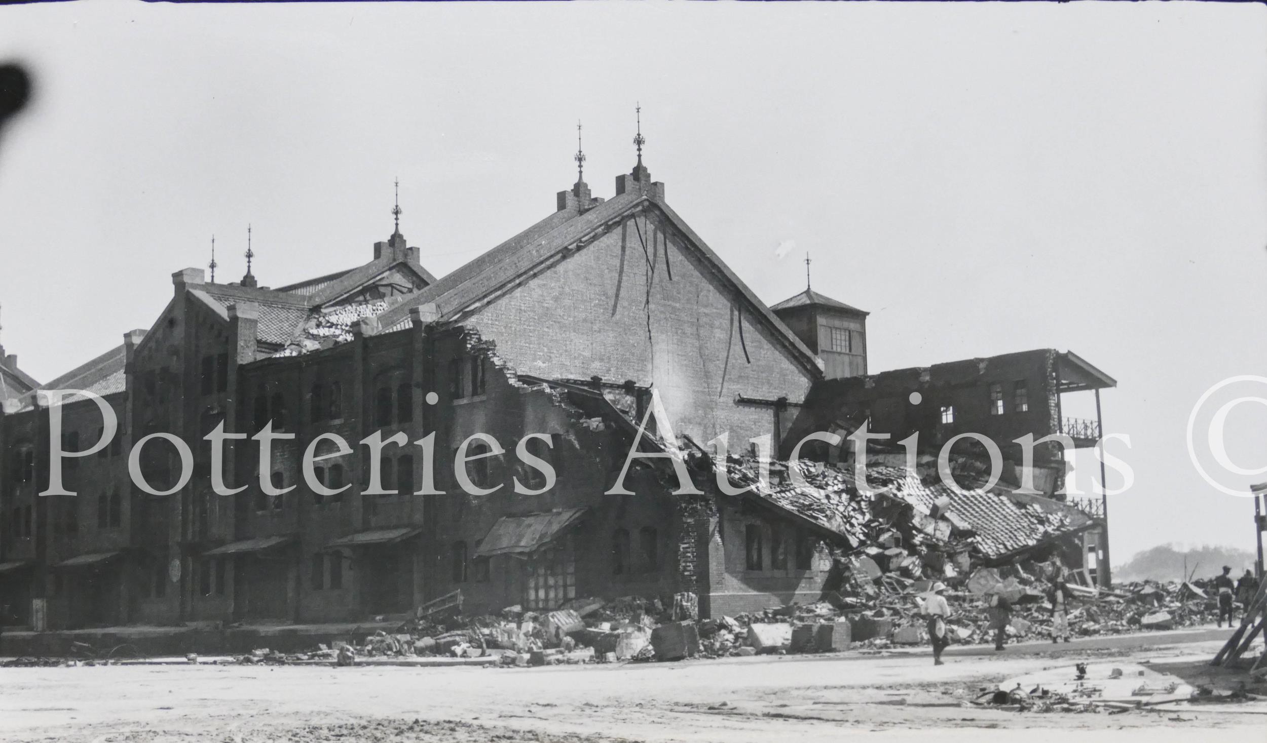 Photographs of the 1923 Great Kanto Earthquake in Japan. An interesting and rare private - Image 34 of 115
