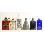 Wade modern Whisky & spirit decanters including Golden Blue, Forest Gin, Usquaebach etc. These items