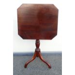 Early 20th century mahogany tilt top table, height 71cm.