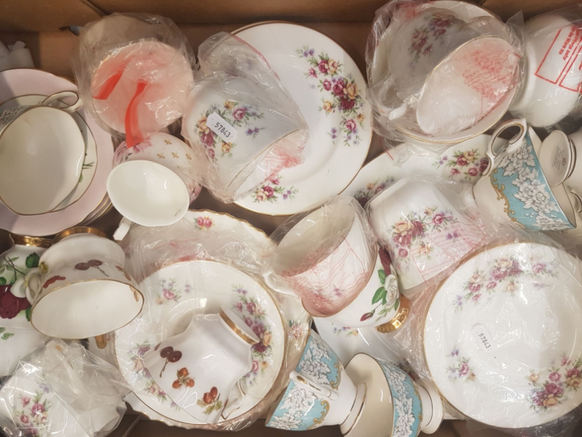 Queen Anne floral tea ware together with Royal Albert enchantment pattern tea cups etc (1 tray).