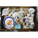 A mixed collection of items to include Wedgwood wild strawberry pin dish, Kutani crane trinklet