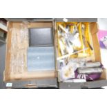 A mixed collection of items to include loose cutlery, cased Wedgwood & similar Knife Sets etc (2