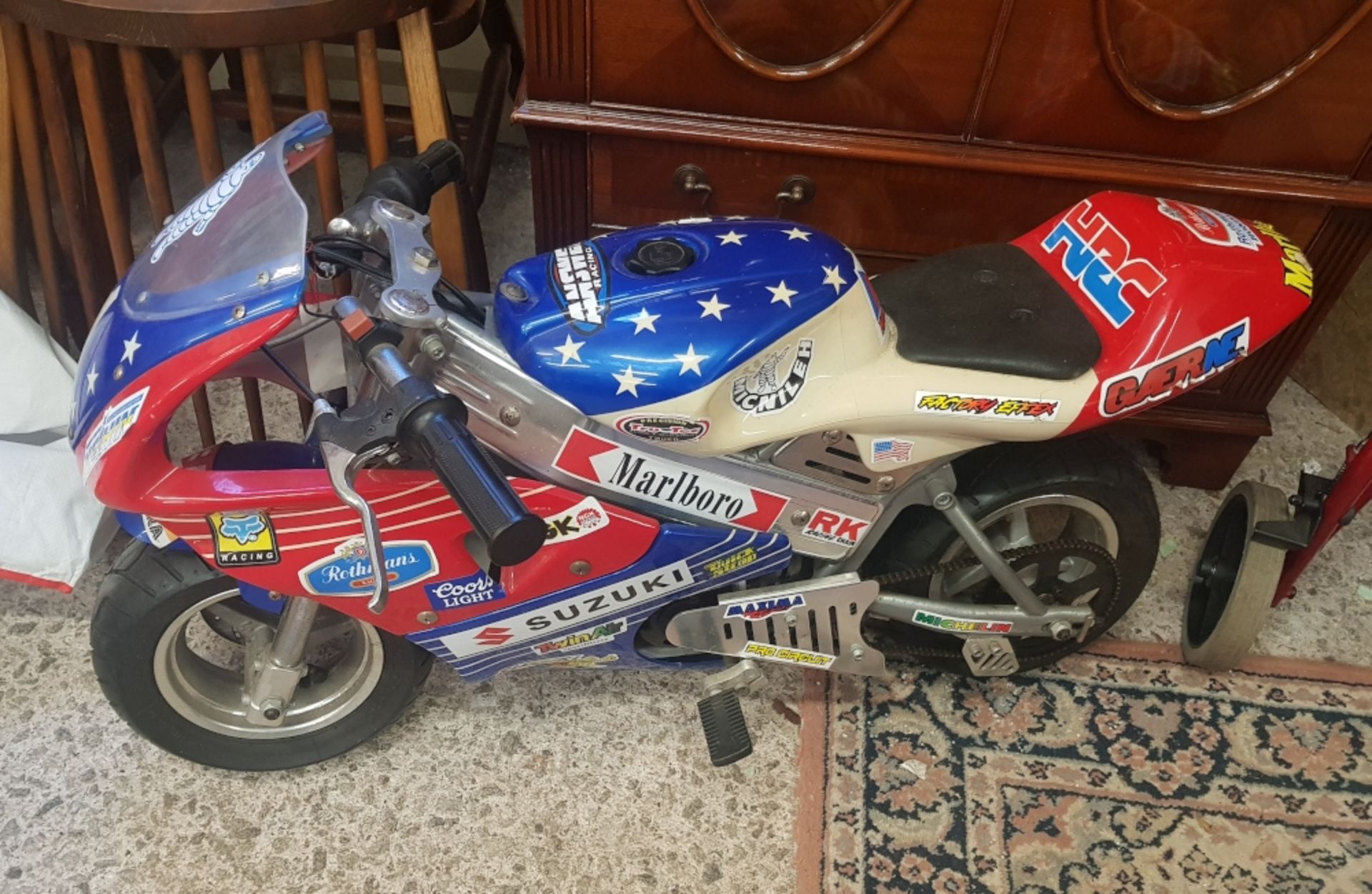 50CC mini motorbike. Never been used or had petrol in