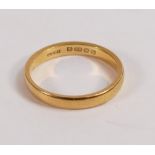 22ct gold wedding ring, size O, 4g.