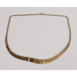 9ct gold choker necklace, 4.6g.