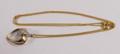 18ct gold and diamond pendant and chain, 3.7g.