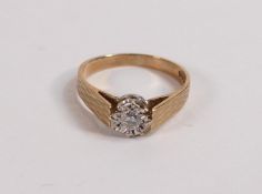 9ct gold diamond solitaire ring, size P, 2.6g.