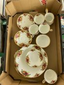 Royal Albert Old Country Roses pattern tea ware items to include cake plate, open veg dish, 4
