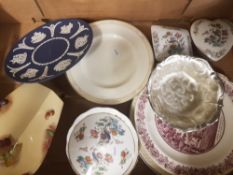 A mixed collection of ceramic items to include Kutani Crane trinket boxes, jasperware wall plate,